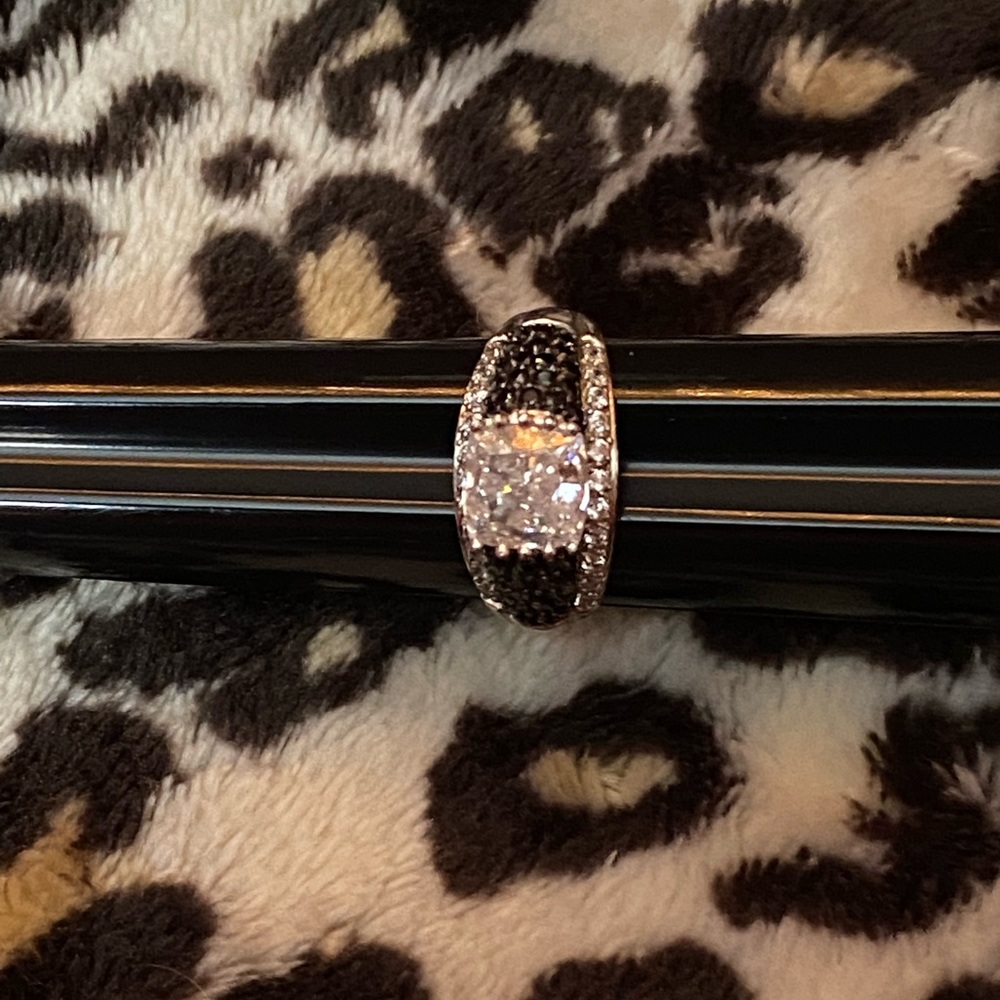 Black spinal and Diamond Simulant Ring